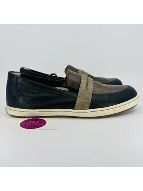 Taos Women's Upward Slip On Leather Comfort Loafers Black/Gray Size 9